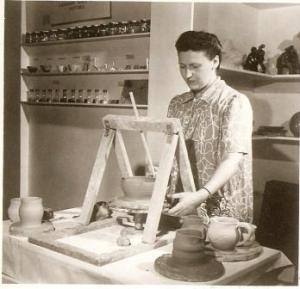 Bailey Leslie at the Wheel. First Demonstration by the Canadian Guild of Potters at Eaton's College Street Store, Toronto 1940. Page Toles, National Archives of Canada PA 164214