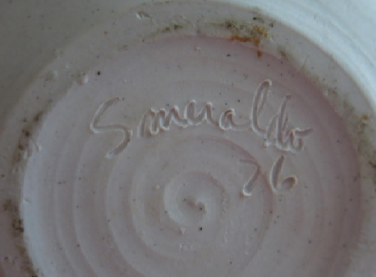 Carol Smeraldo 1975-1976 engraved signature: Smeraldo 76.