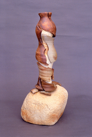 A-M Tremblay. Nymphe. 2003. 53x23x20 cm bétonique and stoneware. photo A-M Tremblay.