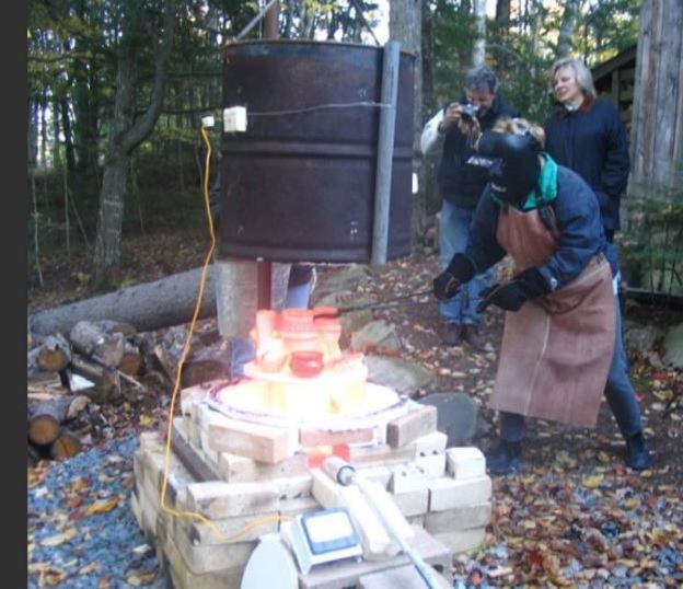 Carol Smeraldo raku firing.