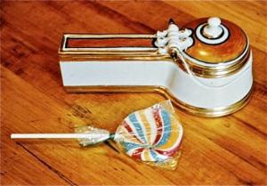 Campbell "Lollipop Box," 1976. Porcelain, C/10 reduction, C/018 lustered 23 cm long. Courtesy of the artist.