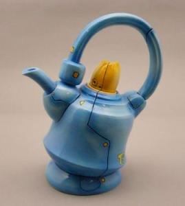 Brendan Tang. Teapot, 2003