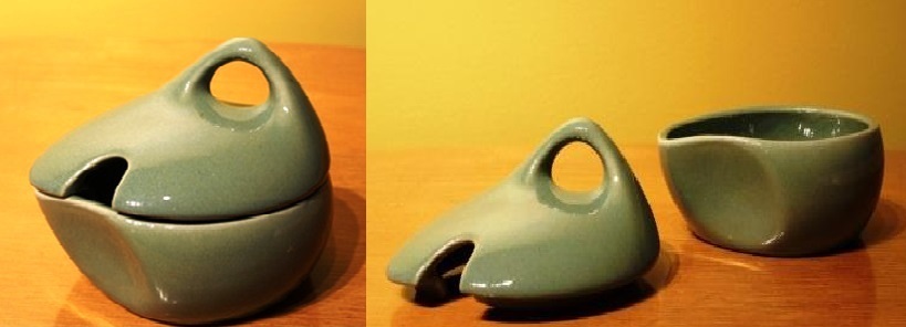 Gaetan Beaudin 1946-53. Decor Rimouski Sugar Bowl. 4 x 4.5 x 3.5 inches. Courtesy, importantcanadiandesign.com; Photo: by tilaiellisstairs.com