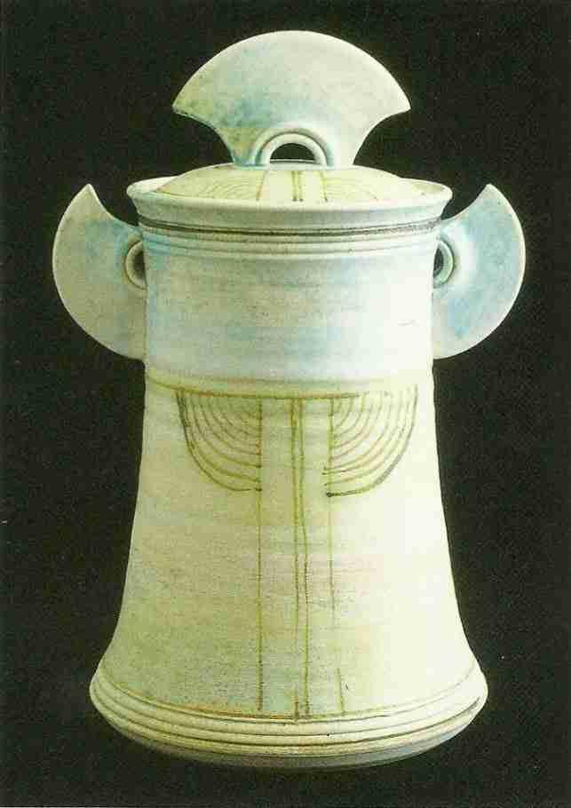 Robin Hopper. Axe Jar, Classical Series. 1981. Alkaline slip glaze with iron brushwork, once fired oxidation cone 8. 48.3 x 20.3 cm. Photo: Judi Dyelle.