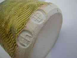 Robin Hopper Hillsdale Stamped RH HP. Photo Canada Studio Pottery