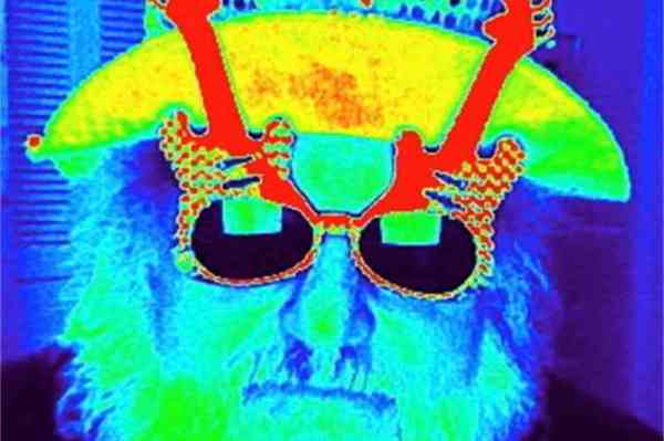 Robin Hopper being Robin Hopper.