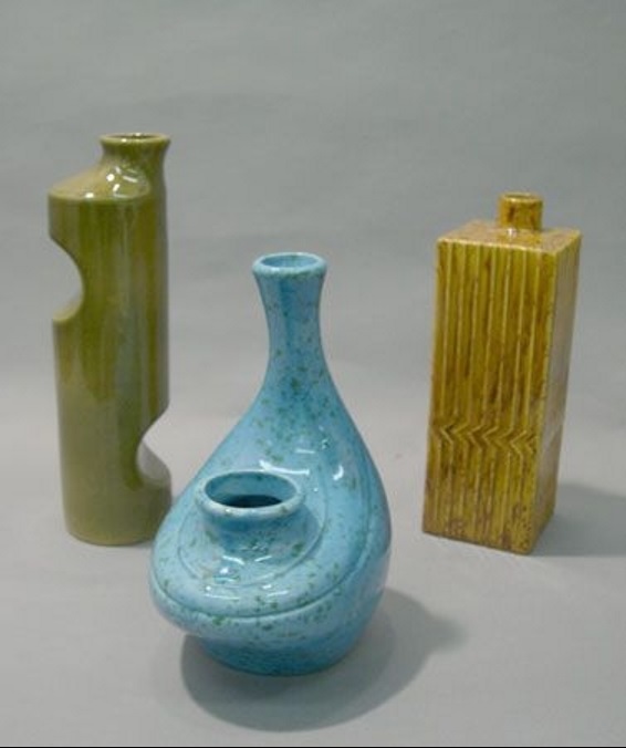 left: Jean Cartier. Vases c.1972. Musée Marius-Barbeau. Gift of Lisette Gagné. Saint-Joseph-de-Beauce