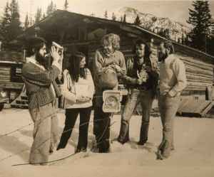 Stonecrop artists 1975. (Left to right): Tony Bloom, Bonnie Lebowitz, Bart Robinson, Robin Sturdy, Les Manning. Photo: Highline Magazine.