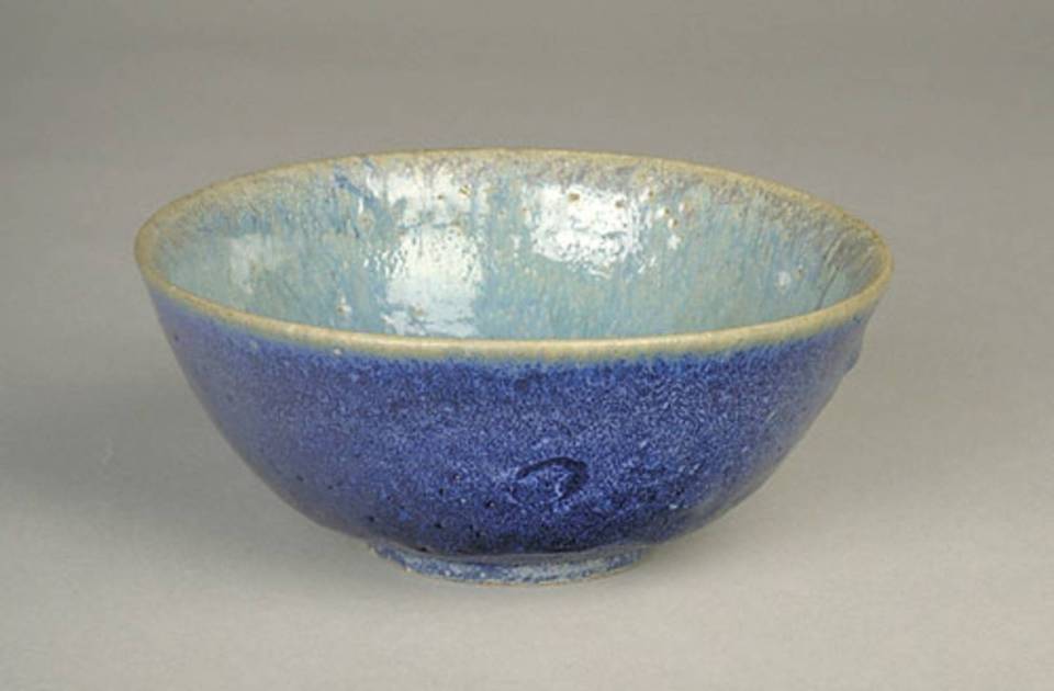 Normandeau, Pierre-Aimé. c.1936,. Bowl, stoneware. 7.c cm h x 17.5 cm w. Collection: Musée des beaux-arts de Montréal.