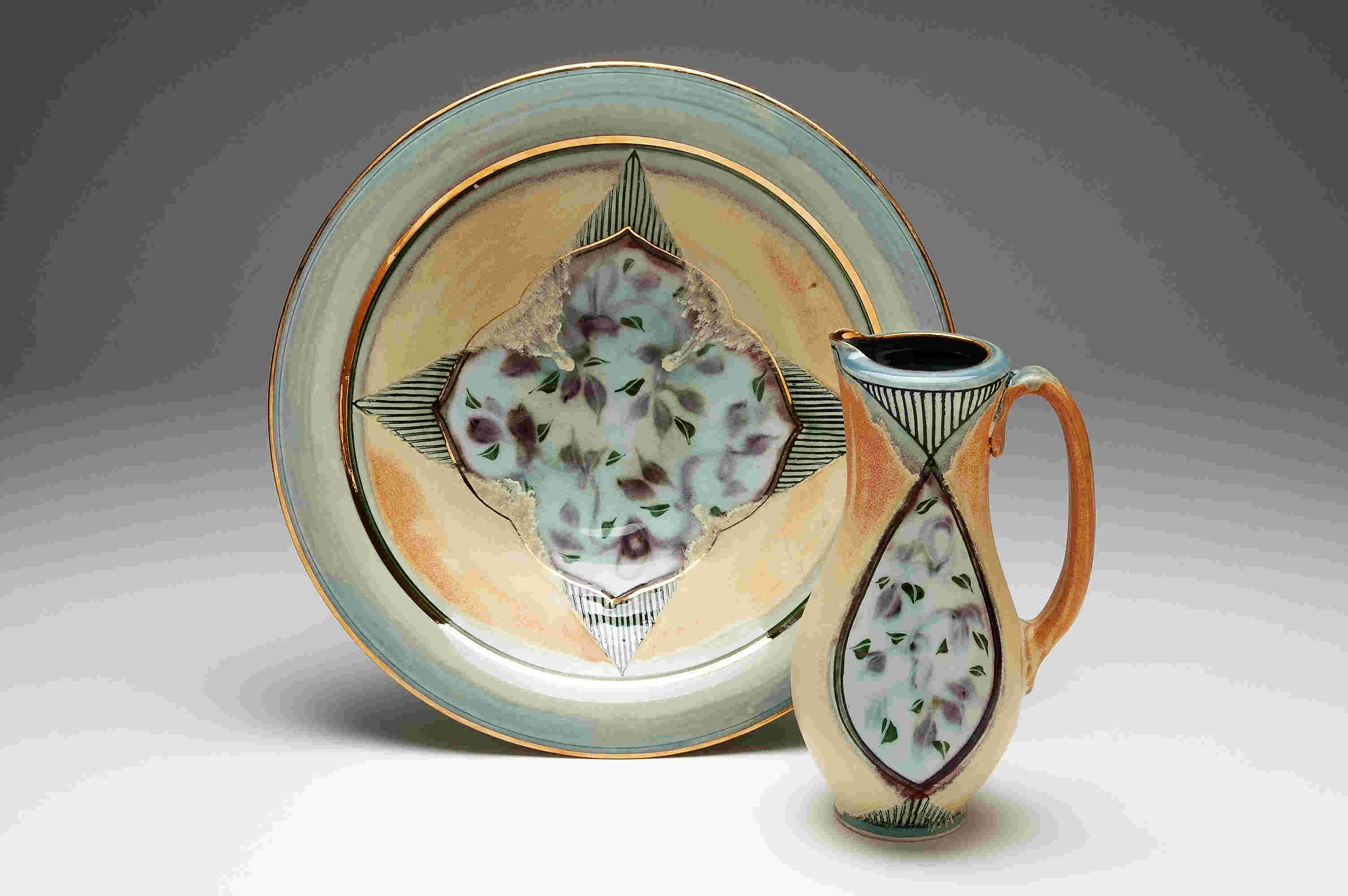 Valerie Metcalfe. 2015. Pitcher and Bowl set. Porcelain, gold lustre. Bowl: 40.6 cm. w. x 10.2 cm. h.; pitcher 133 cm. h.