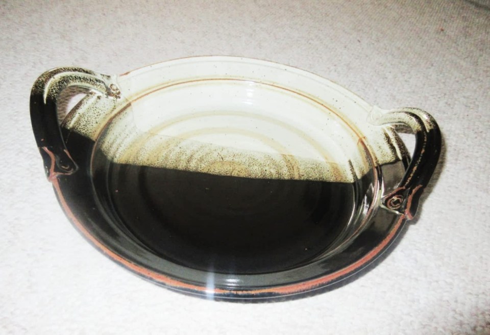 Donn Zver. 2019 . Open Casserole. Stoneware. 7.6 x 35.6 cm.