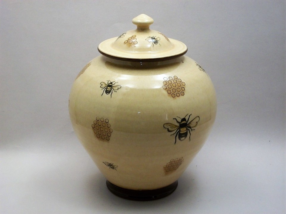 Birdsall Worthington. Pale Yellow Bee Jar. Lantz clay. Underglaze hand painted decoration on a white clay slip background, covered with a pale transparent coloured glazes. 26.7 cm. Cone 03