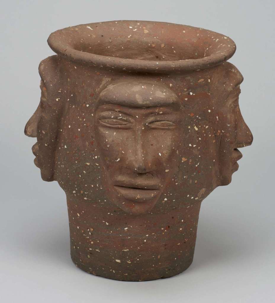 Yvo Samgushak. Jar, Composition Of Faces, nd, Height 335 cm, Width 32.5 cm, Depth 32.5 cm. Collection/Photo: The Canadian Museum of History